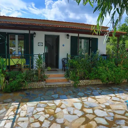 House Varvara Casa de Férias